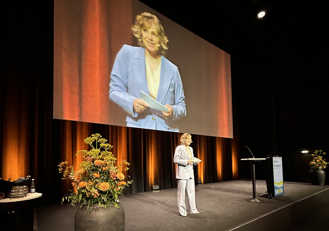 Karina Bundgaard holder åbningstalen på SIKON 2026