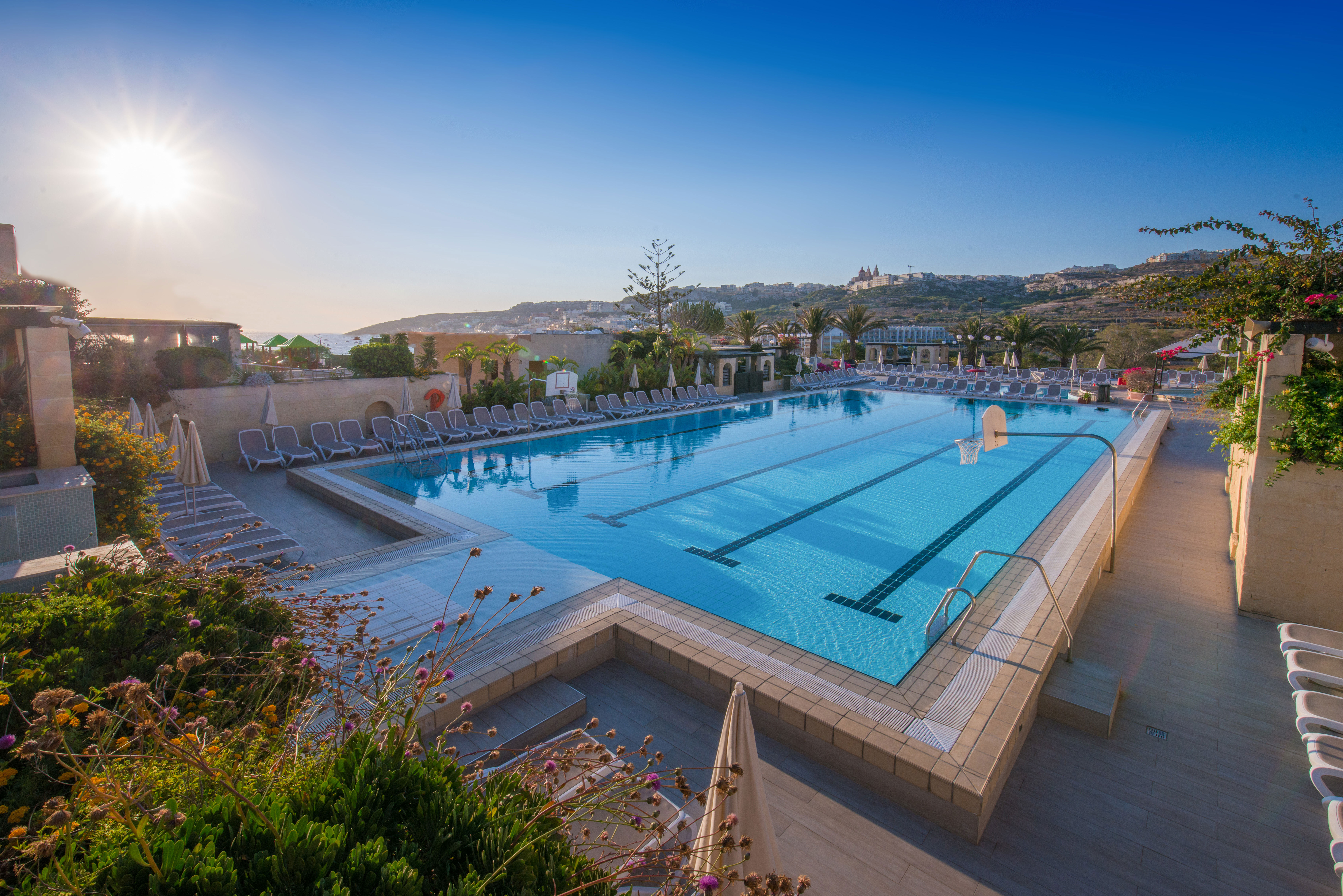 Poolområde, 2 pools en stor og en mindre