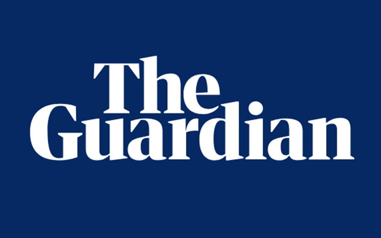 Blå baggrund hvid tekst: The Guardian