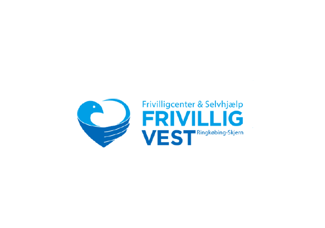 FrivilligVests logo: Blå tekst på hvid baggrund: "Frivilligcenter & selvhjælp. FrivilligVest. Ringkøbing-Skjern"