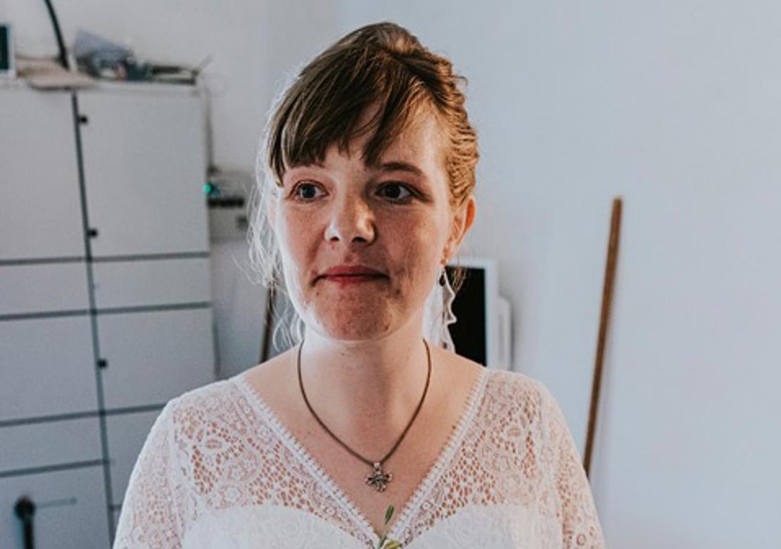 Camilla Hove Valther i brudekjole